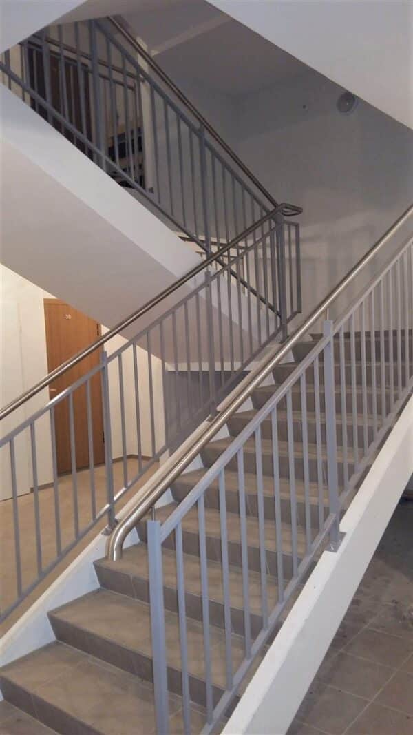 Metal railings for schools