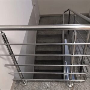 Stainless steel balustrade for staircase