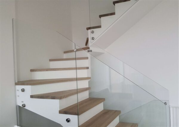 Frameless glass interior railings