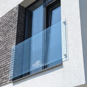 Frameless glass French balconies