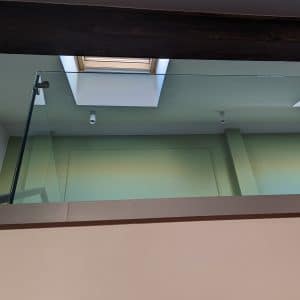 Q-railing glass profile