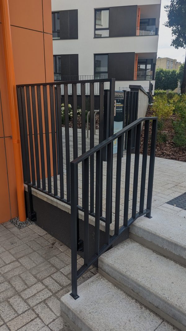 Outdoor galvanised railings