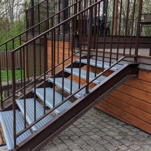 Outdoor terrace railing